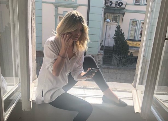 Ана Михајловски не можела да дојде на себе од глетката во својот стан (фото)