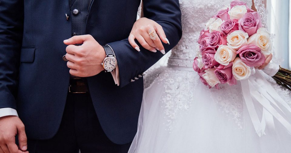 Кошмар од свадба во Азија: Им зеле сѐ што имаат, дури и потврдата за брак