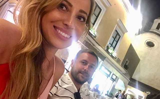 Димче Арсовски стави крај на ергенскиот живот: Соња е убавицата што му го освои срцето на портпаролот на ВМРО-ДПМНЕ (ФОТО)