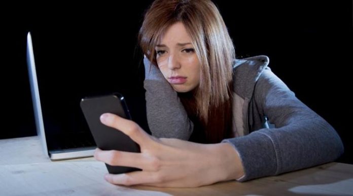 Со помалку време на социјалните мрежи се намалува ризикот од депресија