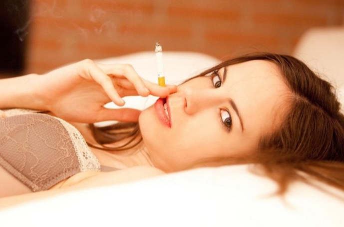 Цигара после бурна акција во креветот – еве зошто веднаш да престанете со тоа