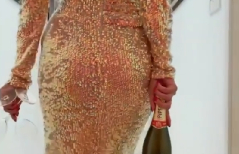 Златен фустан, шампањ, јагоди… Марјана Станојковска во комплетен гламур за Оскари (видео)