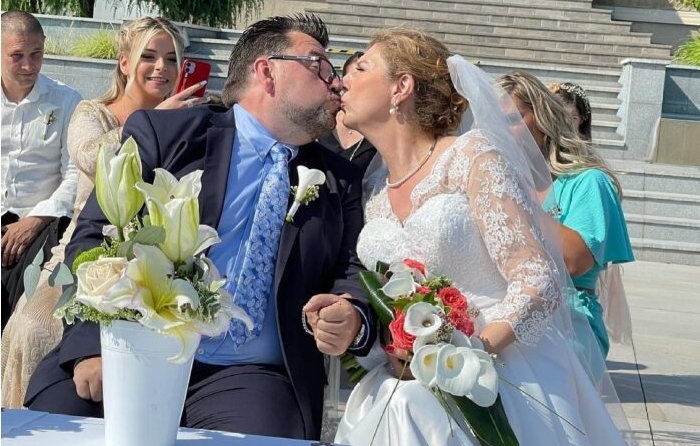 Се ожени шеф Марк од „Брза кујна“: Со зурли и тапани и бакшиш на чело, семејна свадбена веселба на Камник ( ФОТО+ВИДЕО)
