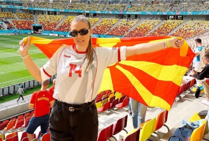 Македонскиот фудбалски репрезентативец наскоро ќе стане татко: Сестрата на некогашната  водителка на „Бекстејџ“ е бремена (ФОТО)
