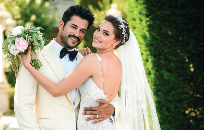 Убави вести од домот на најубавата турска актерска двојка: Бурак и Фахрие имаат голема причина за славење (фото)