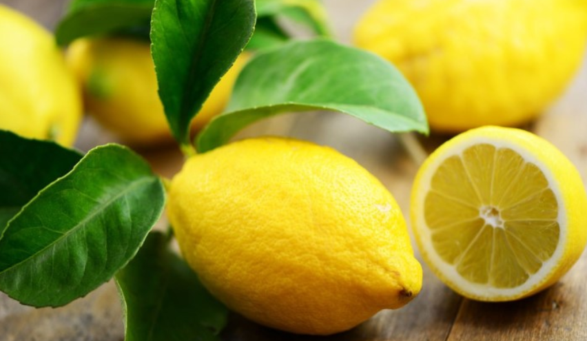 Целата куќа ќе мириса со денови, а имате само 2 минути работа: Едноставен трик за кој ви се потребни 3 лимони