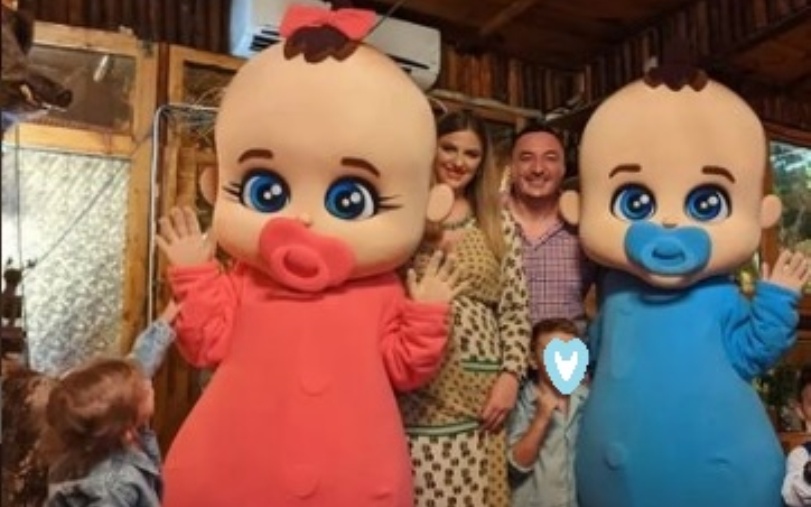 Борко Ристовски и сопругата Нина на специјална забава го открија полот на бебето кое го очекуваат (фото+видео)
