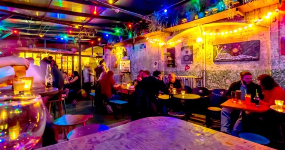 Генијален ноќен клуб во Будимпешта: Култно место во срцето на Унгарија кое мора да го посетите (фото)