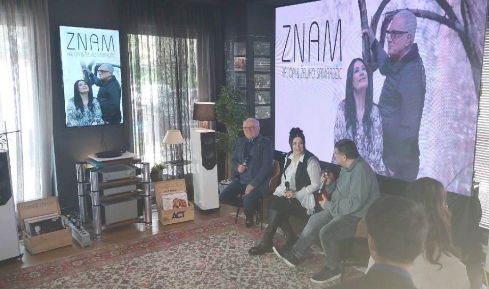 Калиопи и Жељко Самарџиќ ја имаа својата македонска промоција на заедничката дует балада „Знам“ во скопска „Аудиокултура“ (ФОТО)