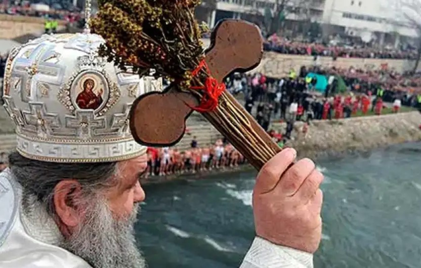Православните верници го слават Богојавление – Водици